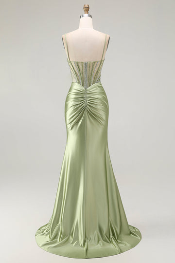 Vestido de fiesta de satén fruncido con corsé de sirena verde con abertura